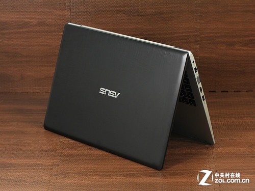 革命性创新设计 华硕VivoBook S400促销-华硕